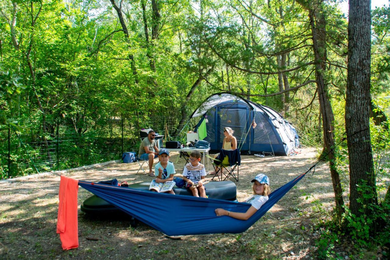 Camping Le Saint Clair Moustiers-Sainte-Marie Exterior foto