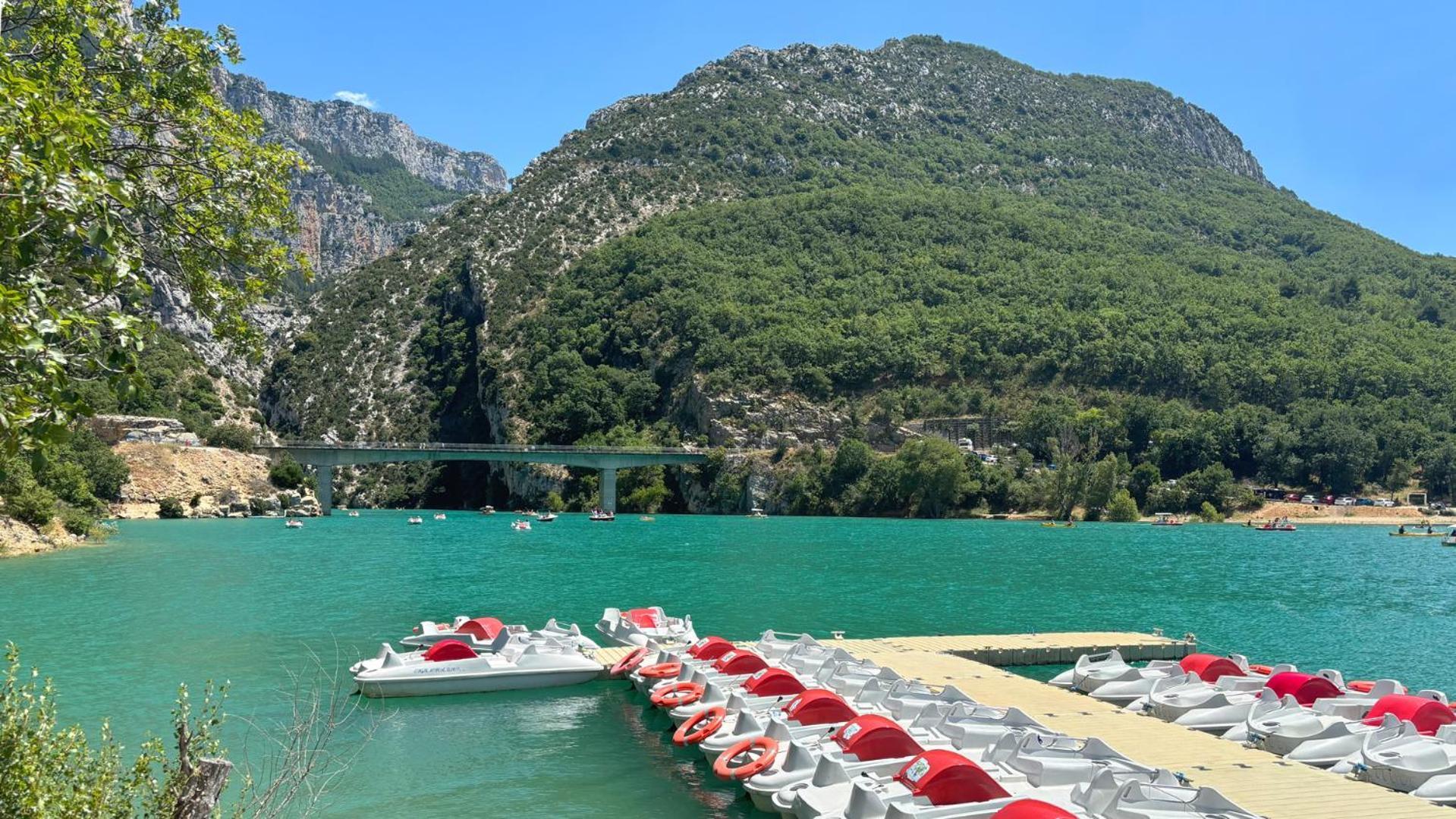 Camping Le Saint Clair Moustiers-Sainte-Marie Exterior foto